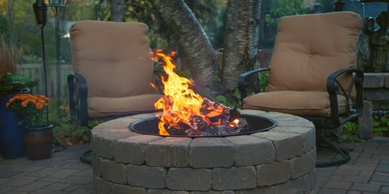 How to Find and Install the Perfect Fire Pit for Your Backyard