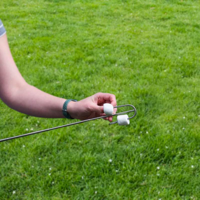 Place marshmallows on the reversed fork end to make smore's